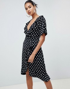 Платье миди с запахом и принтом PrettyLittleThing - Черный