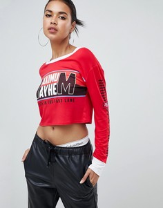 Кроп-топ с принтом PrettyLittleThing - Красный