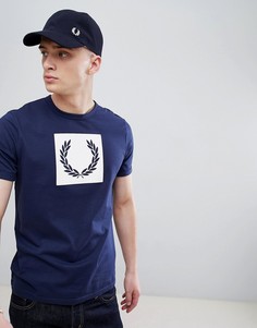 Темно-синяя футболка с принтом лаврового венка Fred Perry - Темно-синий