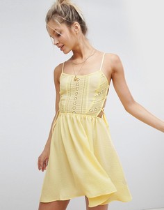 Пляжное платье с завязками по бокам и вышивкой ASOS DESIGN - Желтый
