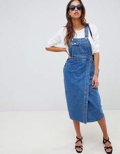 Синий джинсовый сарафан миди ASOS DESIGN - Синий
