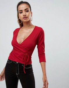 Красный топ в рубчик с запахом и поясом PrettyLittleThing - Красный