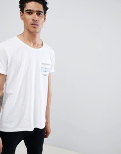 Футболка с зигзагообразным принтом на кармане Esprit - Белый