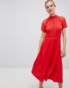 Приталенное платье миди с кружевной отделкой Liquorish - Красный
