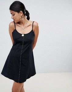 Свободное платье на бретельках с застежкой на крючки ASOS DESIGN - Черный