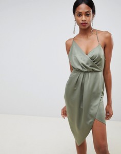Атласное платье с запахом и цепочками на спине ASOS DESIGN - Зеленый