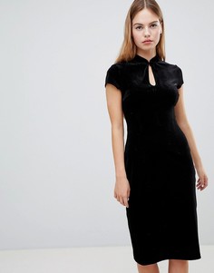 Бархатное платье-футляр миди с вырезом капелькой Glamorous - Черный