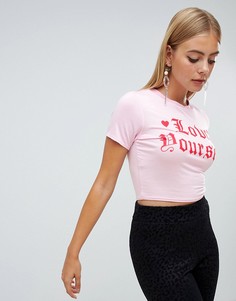 Футболка с надписью Love Yourself PrettyLittleThing - Розовый