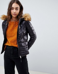 Дутая куртка с искусственным мехом и капюшоном Vero Moda - Черный
