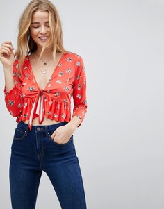 Топ с оборками и цветочным принтом ASOS - Красный