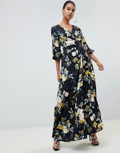 Платье макси с цветочным принтом и поясом PrettyLittleThing - Темно-синий