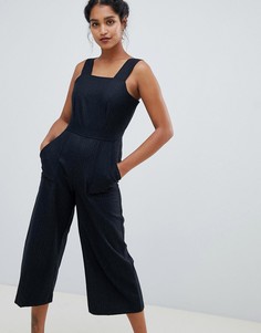 Строгий комбинезон с кюлотами Closet London - Черный