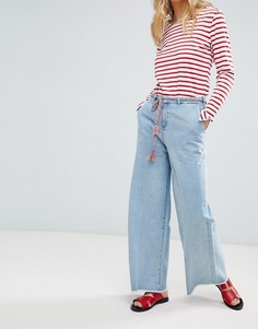 Широкие джинсы с необработанным краем и плетеным ремнем Maison Scotch - Синий