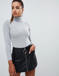 Серое боди с длинными рукавами и отворачивающимся воротником PrettyLittleThing - Серый