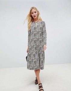 Свободное платье миди со звериным принтом ASOS DESIGN - Мульти