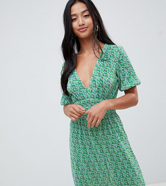 Плиссированное платье мини с пестрым принтом ASOS DESIGN Petite - Мульти