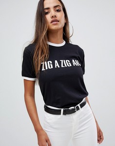 Missguided zig a zig ah slogan t-shirt in black - Черный