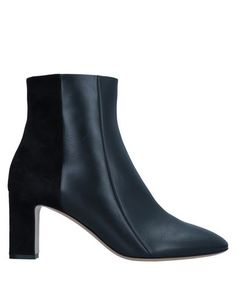 Полусапоги и высокие ботинки Salvatore Ferragamo