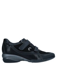 Низкие кеды и кроссовки Geox