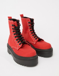 Ботинки на толстой подошве со шнуровкой ASOS DESIGN Attitude - Красный
