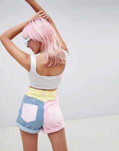 Джинсовые шорты в стиле колор блок Hello Kitty x ASOS DESIGN - Мульти