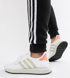 Белые кроссовки adidas Originals Swift Run - Белый