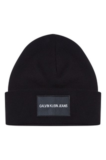 Черная шапка с логотипом Calvin Klein