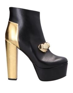 Полусапоги и высокие ботинки Love Moschino