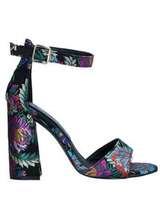 Сандалии Sexy Woman