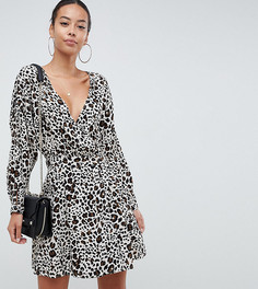 Платье мини с запахом и леопардовым принтом ASOS DESIGN TALL - Мульти