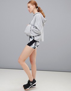 Серые шорты с принтом Reebok - Серый