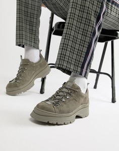 Серые замшевые ботинки в спортивном стиле на массивной подошве ASOS DESIGN - Серый
