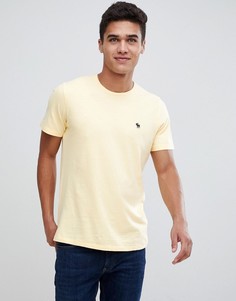 Желтая футболка с круглым вырезом и логотипом Abercrombie & Fitch - Желтый