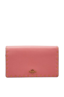 Розовая сумка с заклепками Coach
