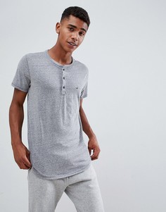 Серая узкая меланжевая футболка хенли с логотипом Hollister - Серый