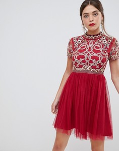 Короткое приталенное платье с рукавами 3/4Frock & Frill - Красный