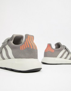 Серые кроссовки adidas Originals Swift Run B37728 - Серый