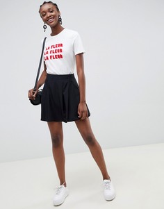 Мини-юбка в строгом стиле со складками ASOS DESIGN - Черный