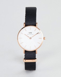 Часы с розово-золотистым корпусом 28 мм и парусиновым ремешком Daniel Wellington Petite Cornwall - Черный