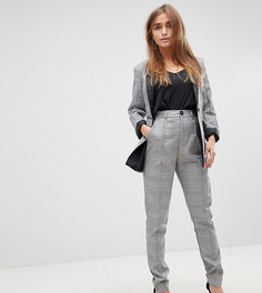 Суженные книзу брюки в клетку Boohoo Petite - Мульти