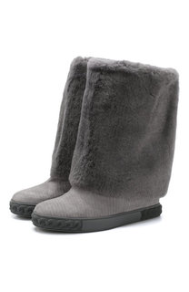 Замшевые сапоги с отделкой из овчины Casadei