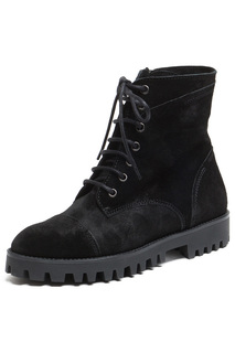 boots Manas