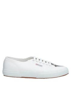 Низкие кеды и кроссовки Superga