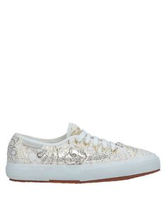 Низкие кеды и кроссовки Superga