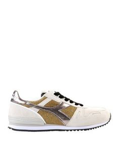 Низкие кеды и кроссовки Diadora