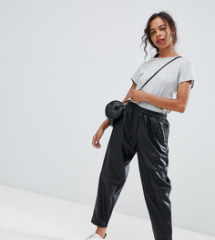 Полиуретановые джоггеры ASOS DESIGN Petite - Черный