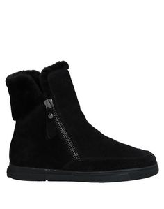 Полусапоги и высокие ботинки Stuart Weitzman