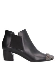 Полусапоги и высокие ботинки Casadei