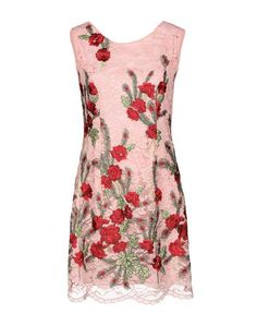 Короткое платье Betzzia