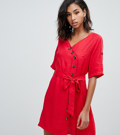 Красное платье мини с запахом и пуговицами Boohoo - Красный
